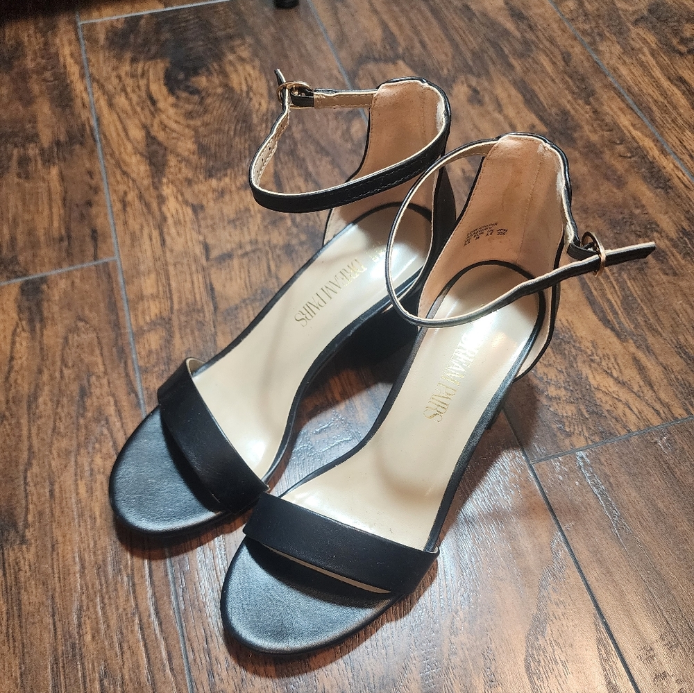 Dream Pairs Black Heels